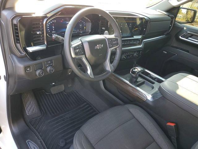 Chevrolet Silverado 1500 Rst Rear Wheel Drive Crew Cab - Thumbnail 19