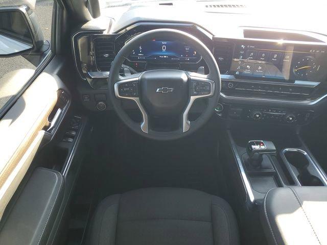 Chevrolet Silverado 1500 Rst Rear Wheel Drive Crew Cab - Thumbnail 16