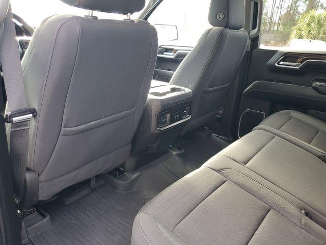 Chevrolet Silverado 1500 Rst Four Wheel Drive Crew Cab - Thumbnail 13