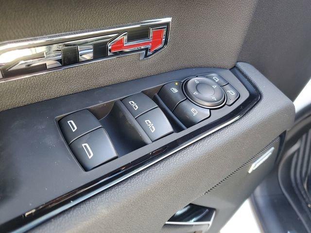 Gmc Sierra 1500 At4 Four Wheel Drive Crew Cab - Thumbnail 10