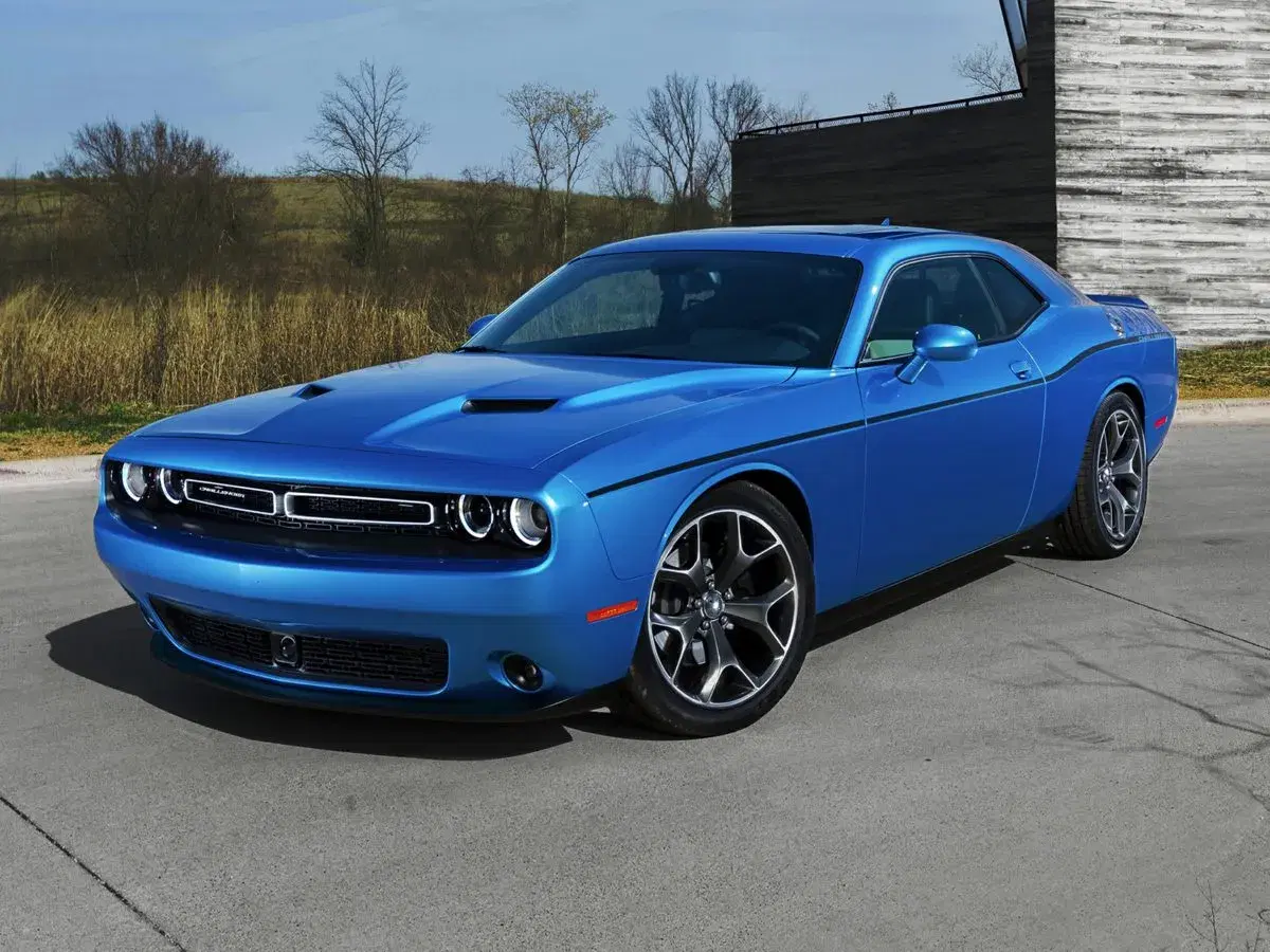 Dodge Challenger R/T - View 1