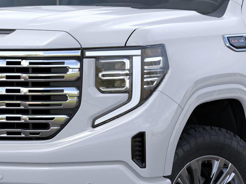 Gmc Sierra 1500 Denali Four Wheel Drive Crew Cab - Thumbnail 10