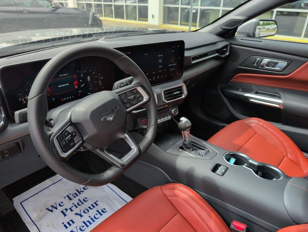 Ford Mustang Ecoboost® Premium Fastback - Thumbnail 12