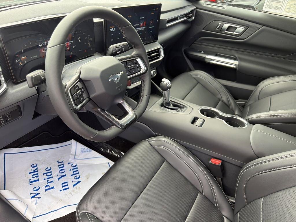 Ford Mustang Ecoboost® Premium Fastback - Thumbnail 12