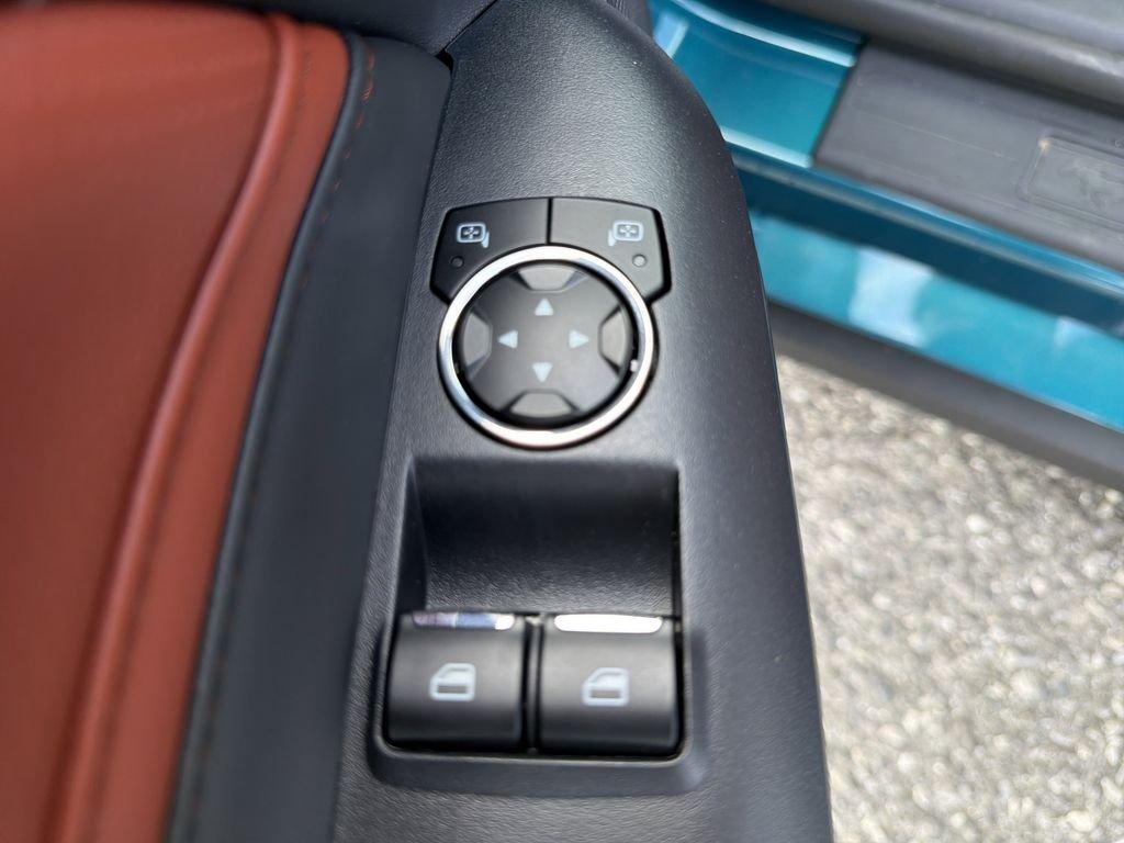 Ford Mustang Ecoboost® Premium Fastback - Thumbnail 12
