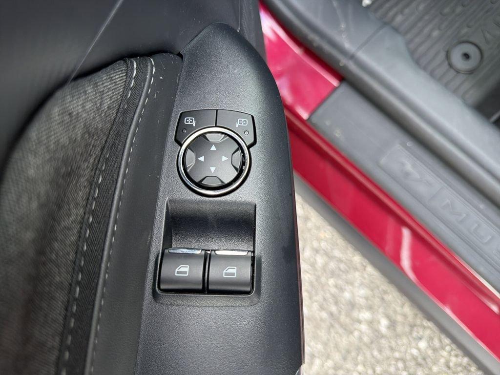 Ford Mustang Ecoboost® Fastback - Thumbnail 15