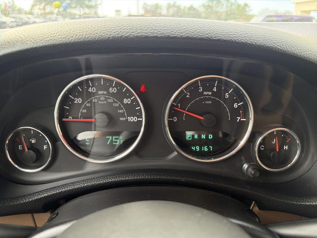 Jeep Wrangler Sahara - Thumbnail 20