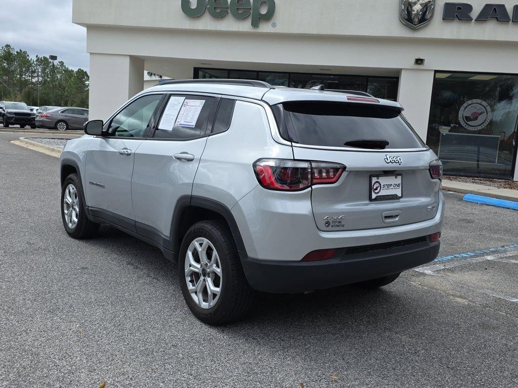 Jeep Compass Latitude - Thumbnail 8