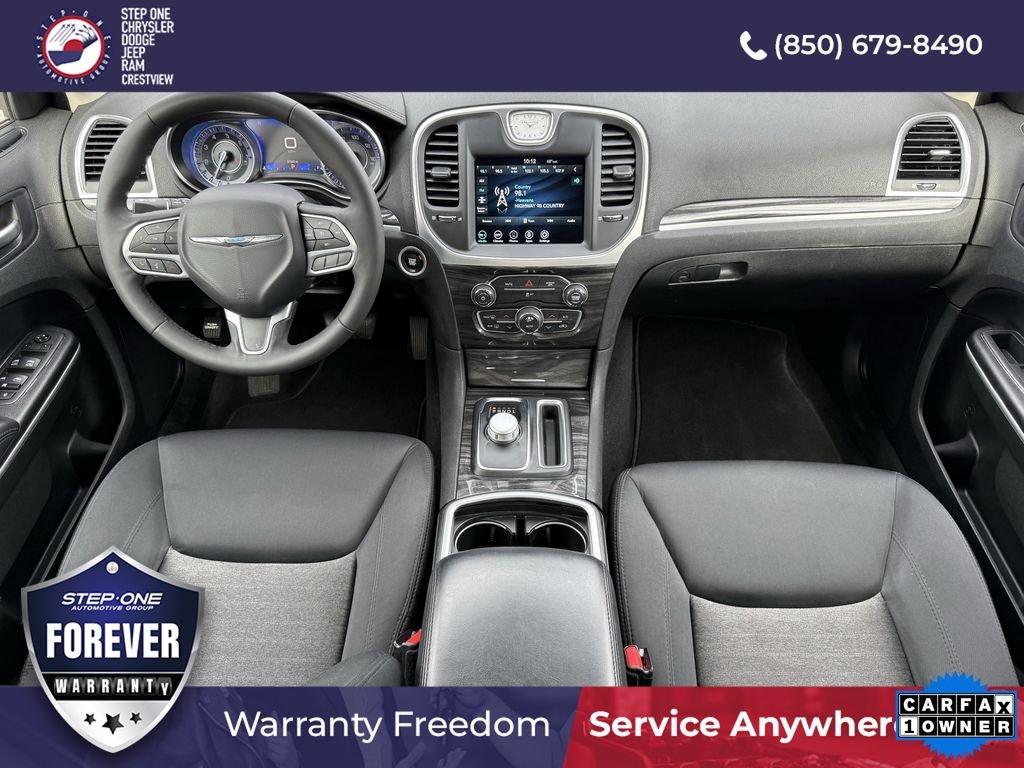 Chrysler 300 Touring - Thumbnail 15