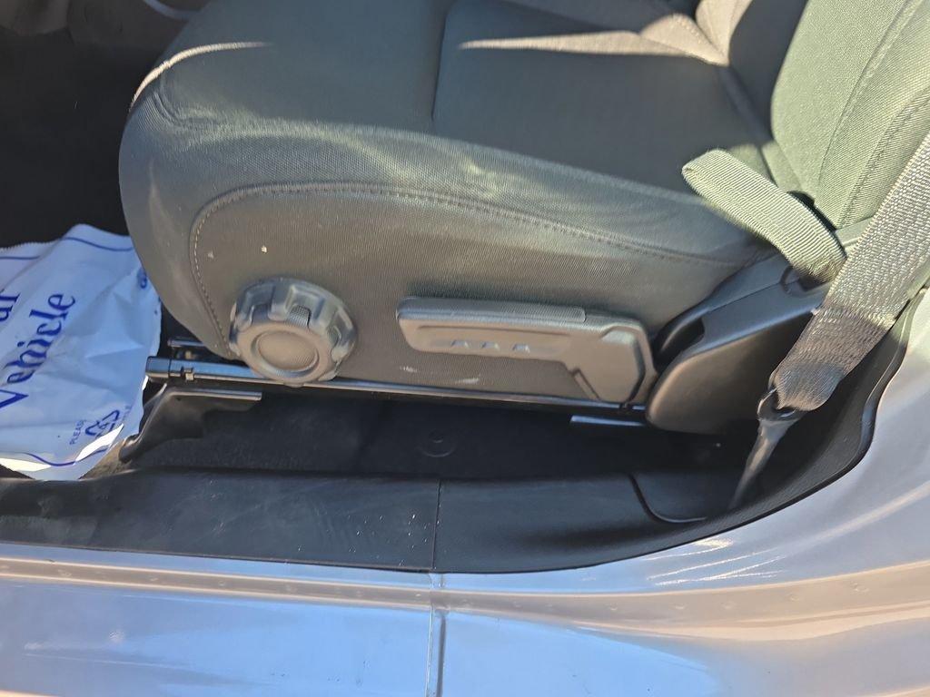 Jeep Wrangler Unlimited Sport S - Thumbnail 14