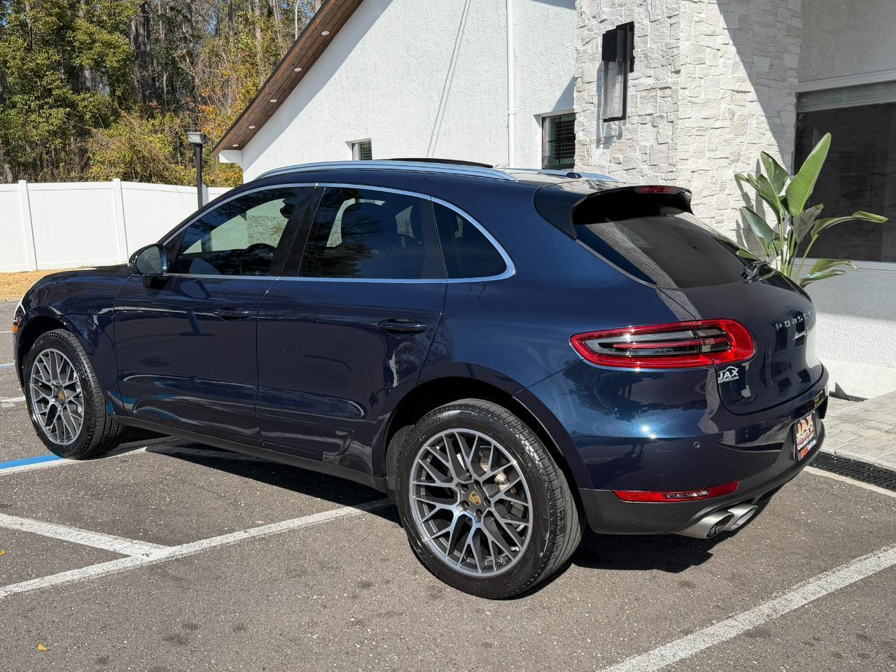 Porsche Macan - Thumbnail 12