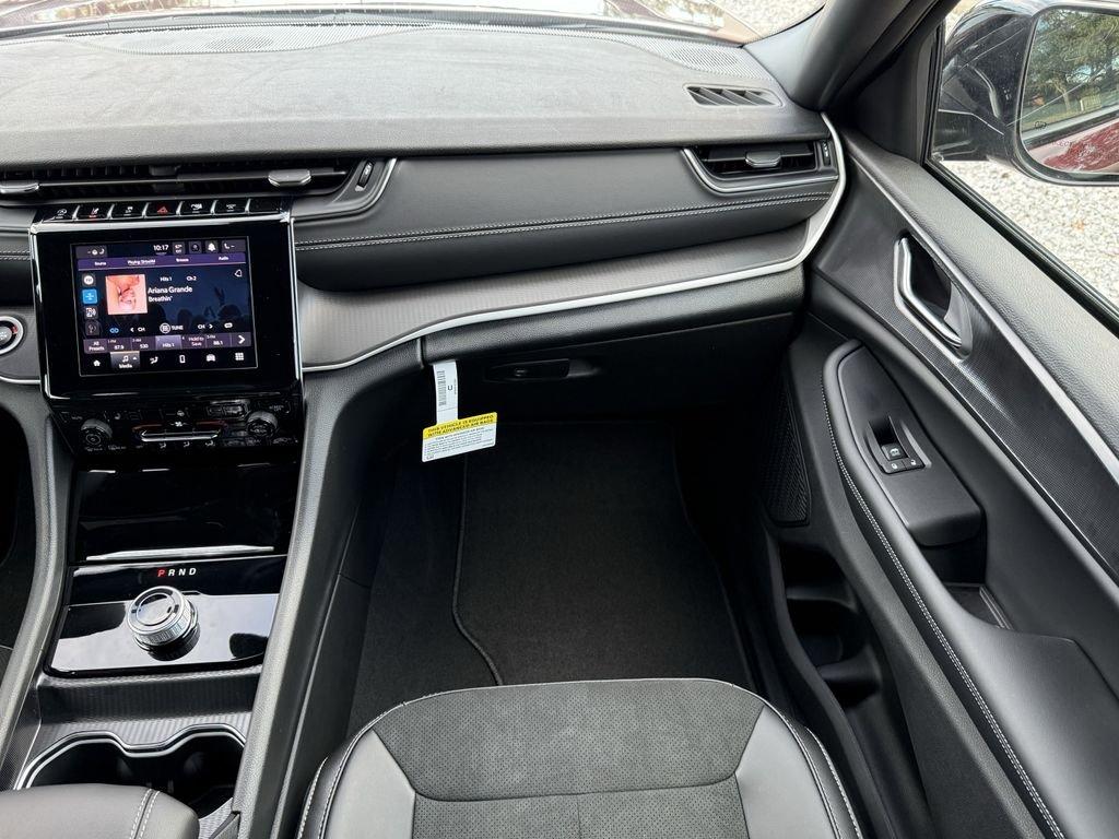 Jeep Grand Cherokee Altitude X - Thumbnail 18