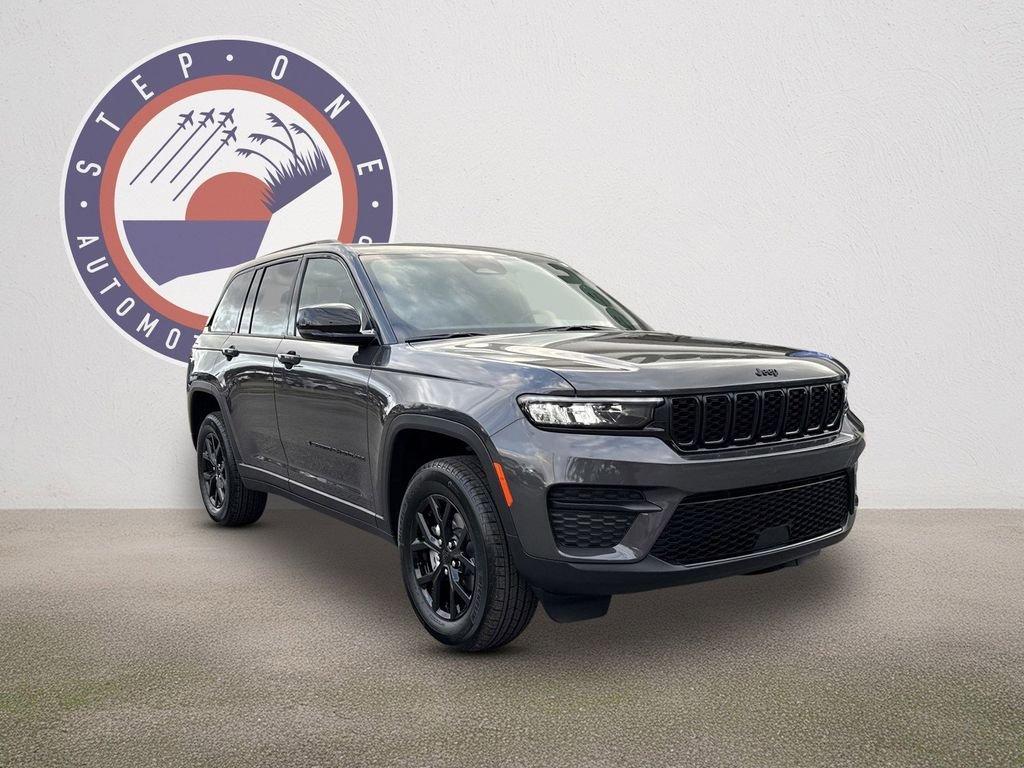 Jeep Grand Cherokee - Thumbnail 3
