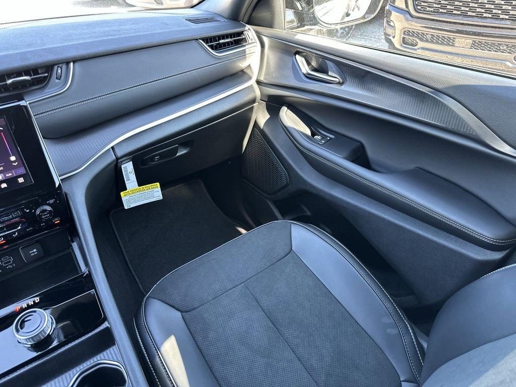 Jeep Grand Cherokee Altitude X - Thumbnail 17