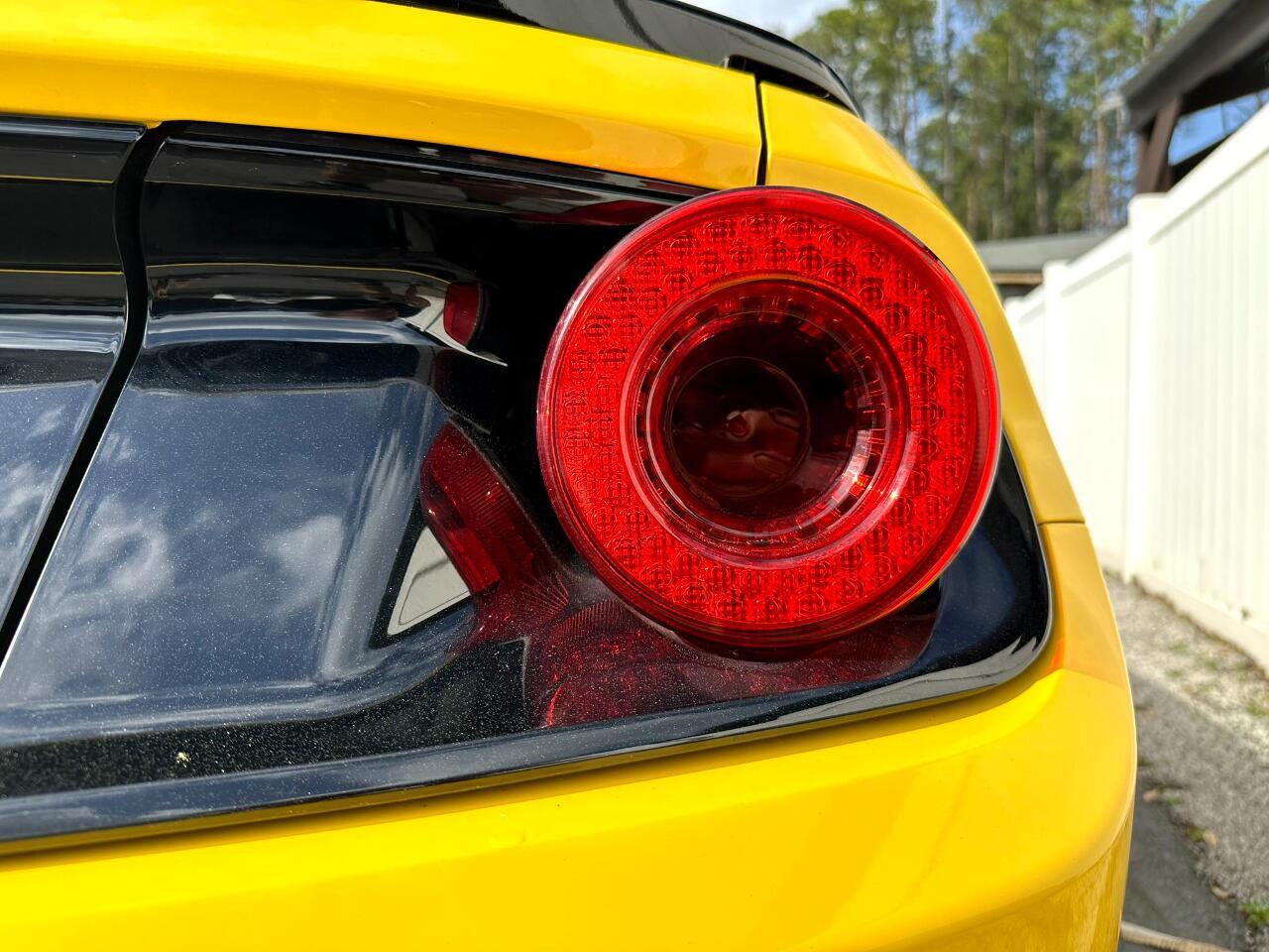 Ford Mustang - Thumbnail 6