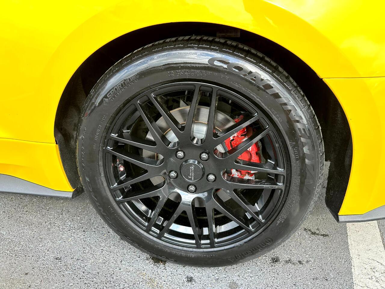 Ford Mustang - Thumbnail 10