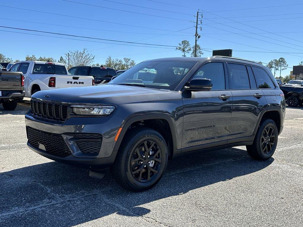 Jeep Grand Cherokee - Thumbnail 11