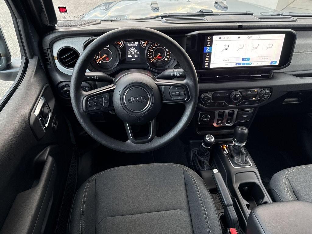 Jeep Wrangler Sport - Thumbnail 15