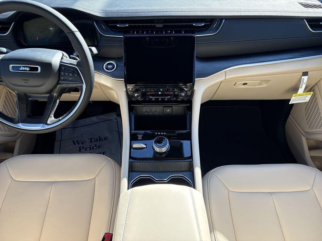 Jeep Grand Cherokee Limited - Thumbnail 19