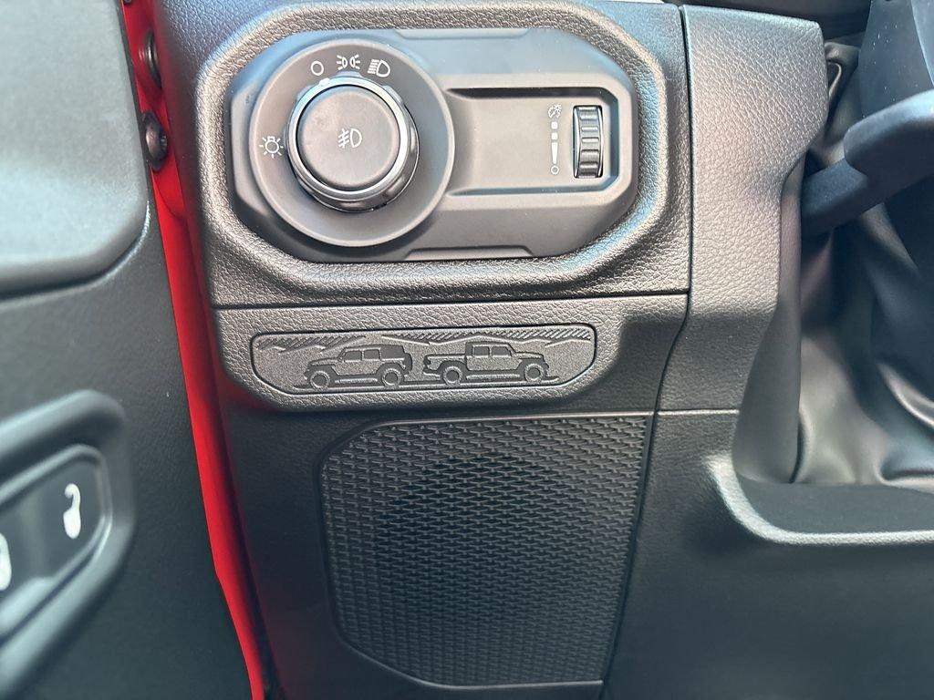 Jeep Wrangler Sport - Thumbnail 15