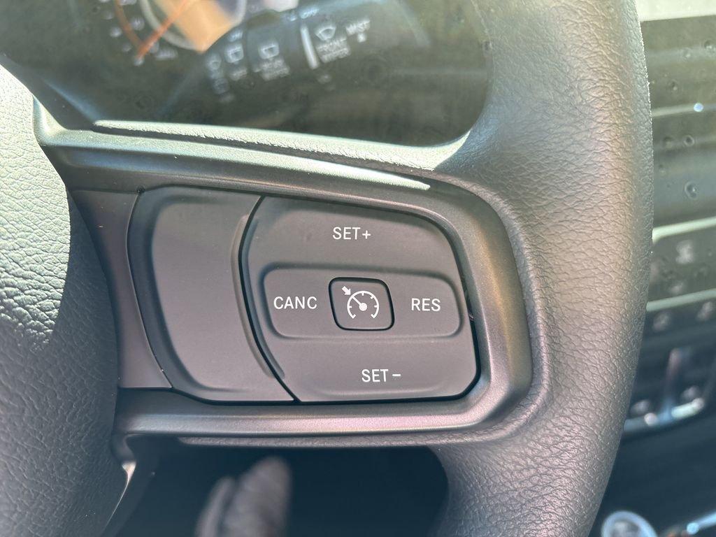 Jeep Wrangler Sport - Thumbnail 18