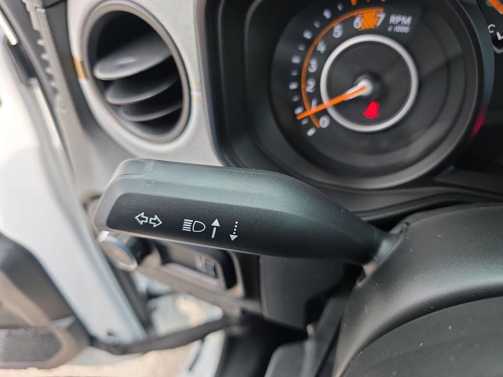 Jeep Wrangler Sport - Thumbnail 20