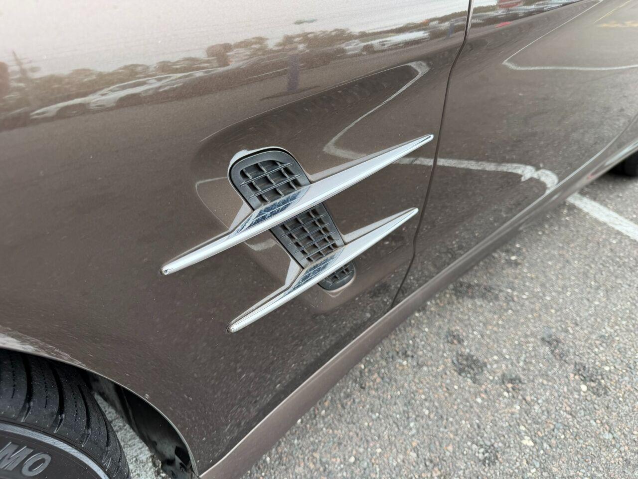 Mercedes-Benz SL - Thumbnail 9