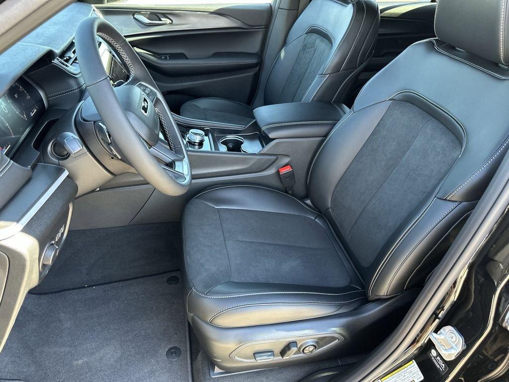 Jeep Grand Cherokee L Altitude X - Thumbnail 13