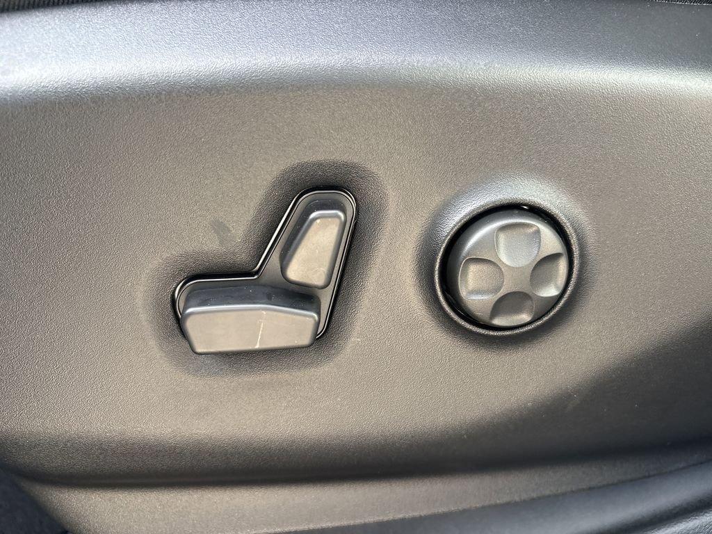 Chrysler Pacifica Select - Thumbnail 14