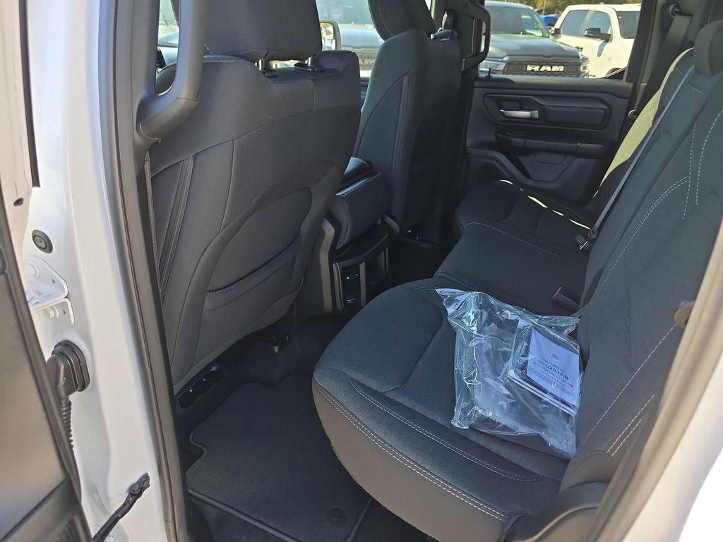 Ram 1500 Express - Thumbnail 15