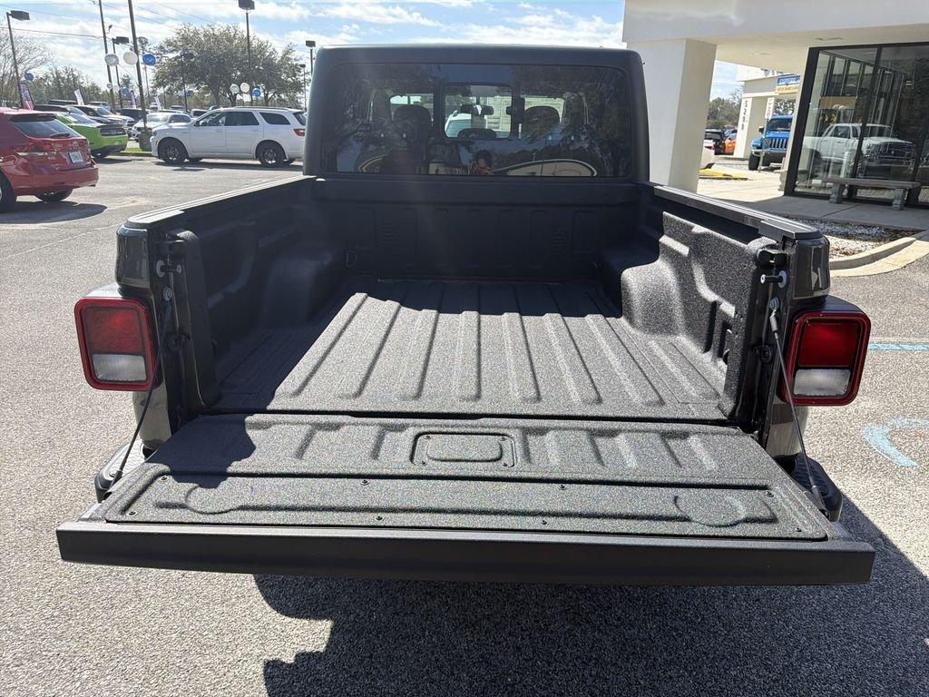 Jeep Gladiator Sport - Thumbnail 20