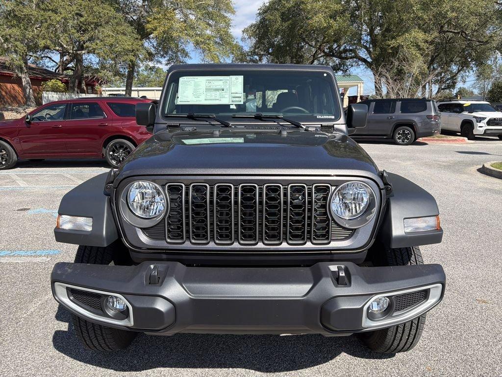 Jeep Gladiator Sport - Thumbnail 11