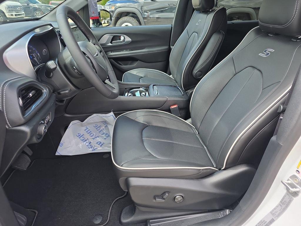 Chrysler Pacifica Limited - Thumbnail 13