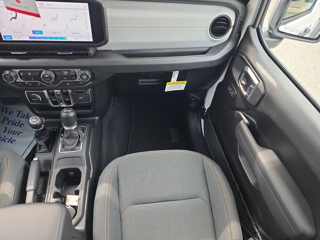 Jeep Wrangler Sport S - Thumbnail 18