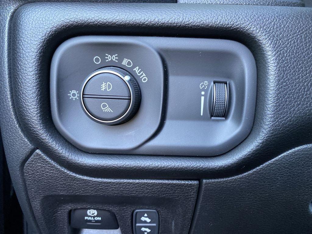 Ram 1500 Big Horn/Lone Star - Thumbnail 20