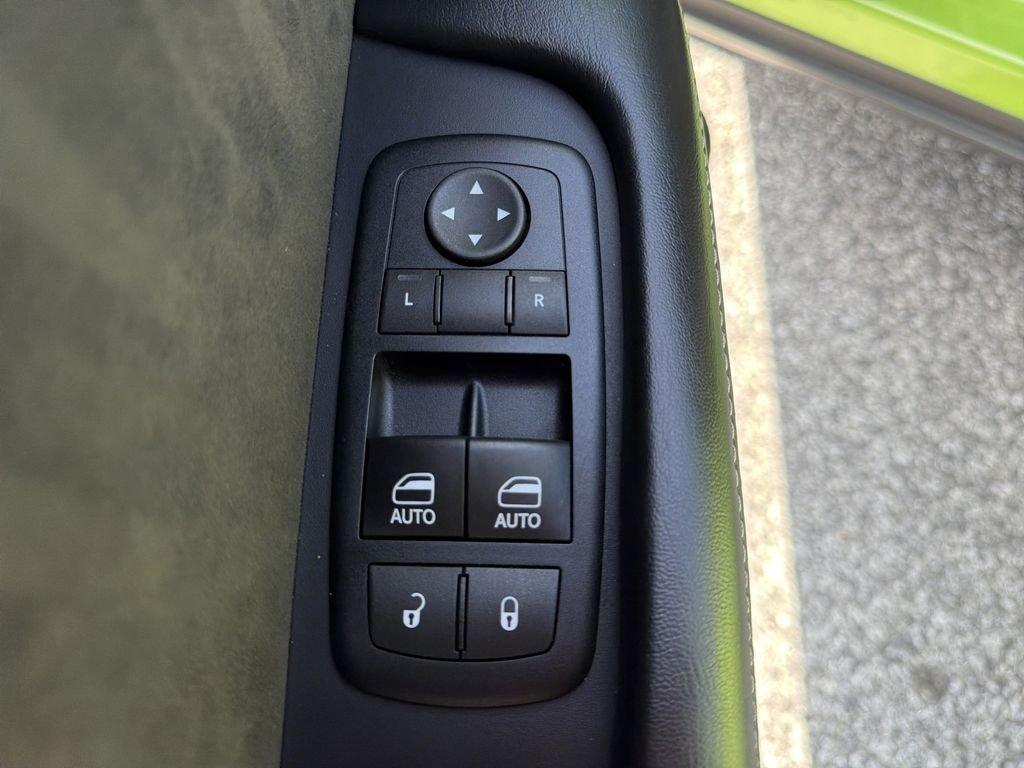 Dodge Challenger Srt Hellcat - Thumbnail 12