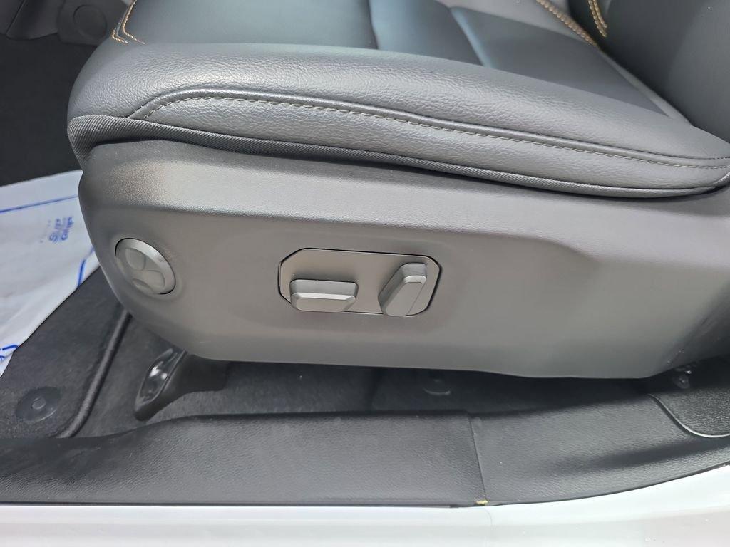 Jeep Gladiator Sahara - Thumbnail 14