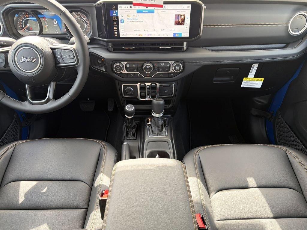 Jeep Gladiator Sahara - Thumbnail 17