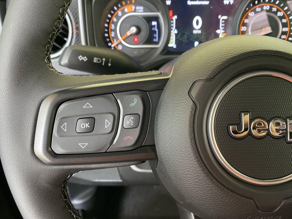 Jeep Wrangler Rubicon - Thumbnail 20