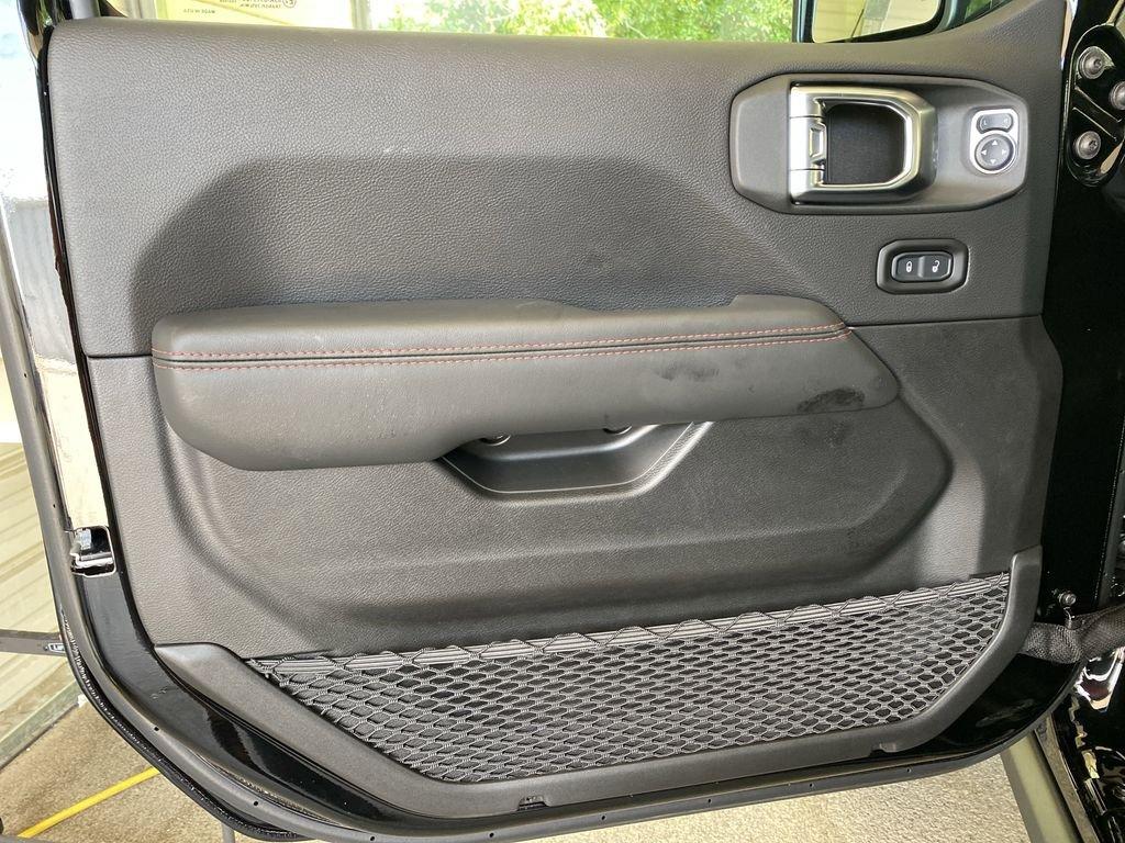 Jeep Wrangler Rubicon - Thumbnail 12