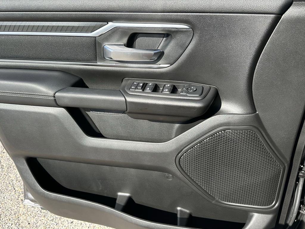 Ram 1500 Big Horn/Lone Star - Thumbnail 20