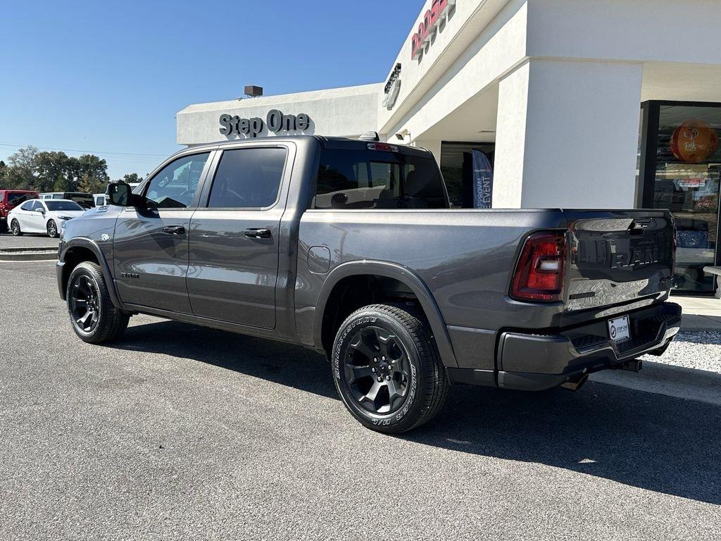 Ram 1500 Big Horn/Lone Star - Thumbnail 9