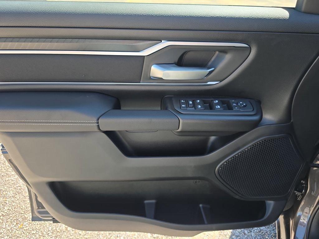 Ram 1500 Big Horn/Lone Star - Thumbnail 19