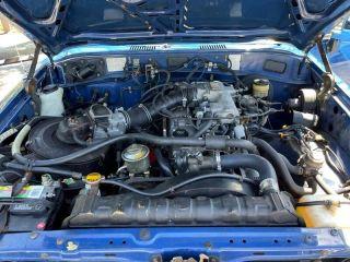 Toyota Land Cruiser - Thumbnail 2