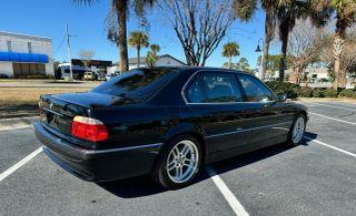 Bmw 7 Series - Thumbnail 11