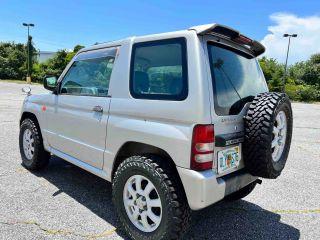 Mitsubishi Pajero - Thumbnail 10