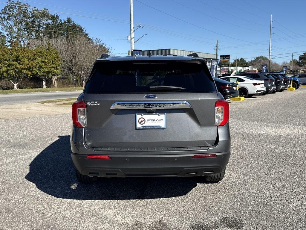 Ford Explorer Xlt Rwd 4D Sport Utility - Thumbnail 7