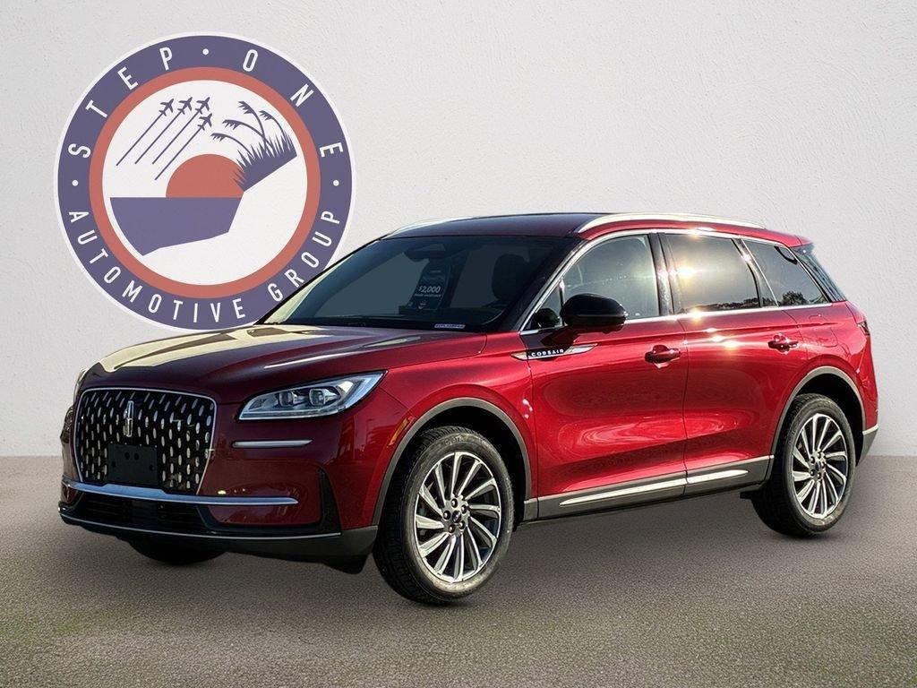 Lincoln Corsair Reserve Awd 4D Sport Utility - Thumbnail 3