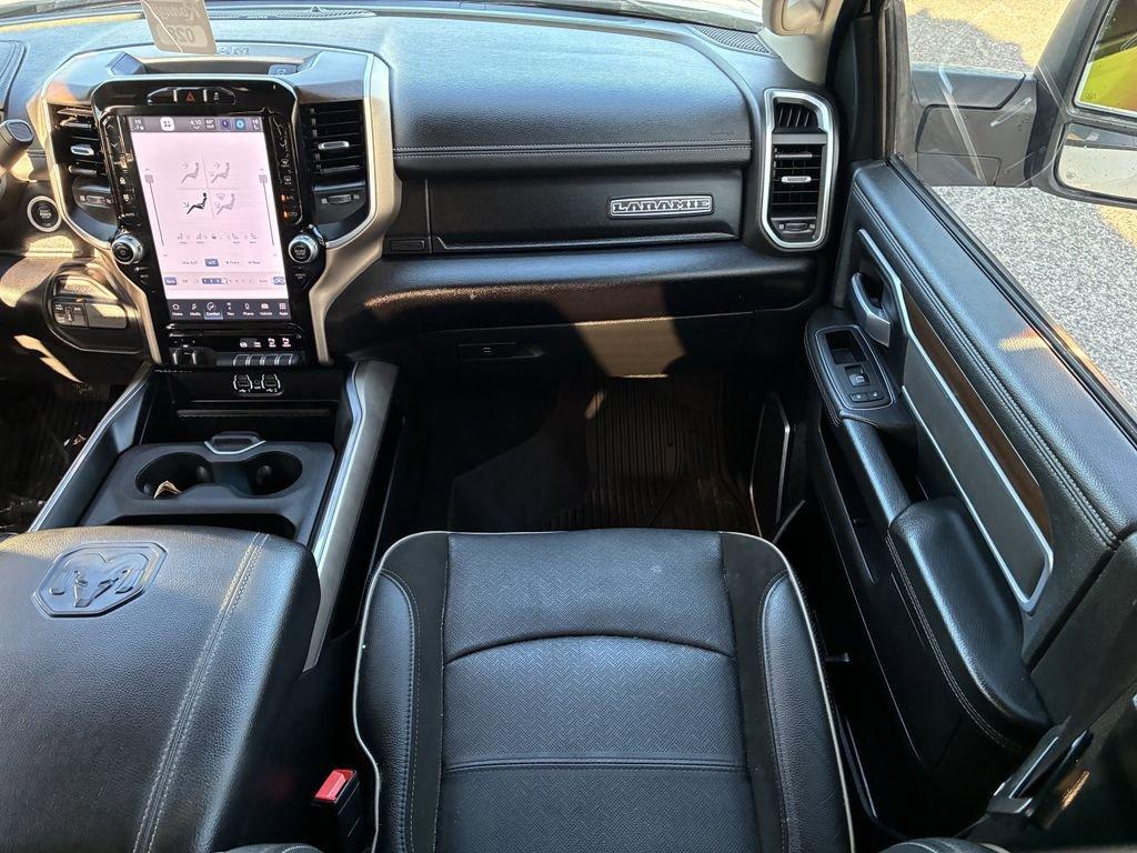 Ram 2500 Laramie 4Wd 4D Crew Cab - Thumbnail 14