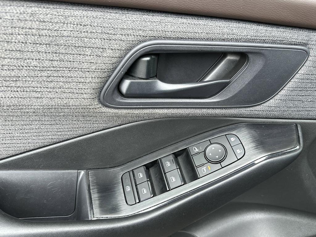 Nissan Rogue S Awd 4D Sport Utility - Thumbnail 13